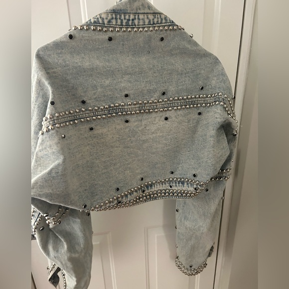 Fashion Nova, really cool, 80’s inspired bedazzled jean jacket, new with tags - Picture 3 of 6